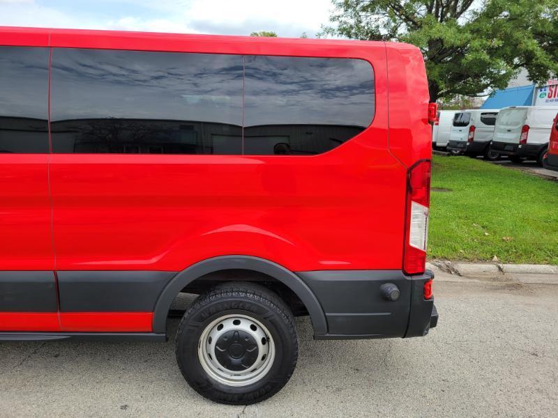 Ford Transit 350 Wagon Low Roof XLT 60/40 Pass. 148-in. WB 2016