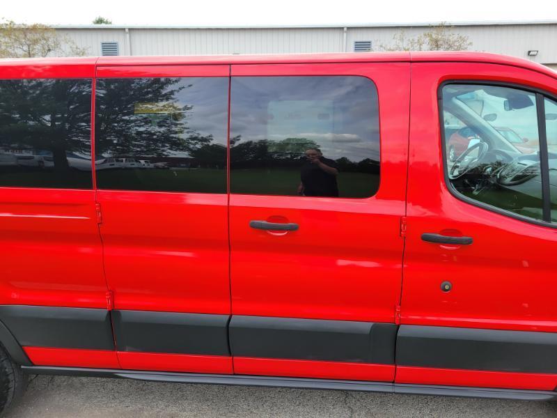 Ford Transit 350 Wagon Low Roof XLT 60/40 Pass. 148-in. WB 2016