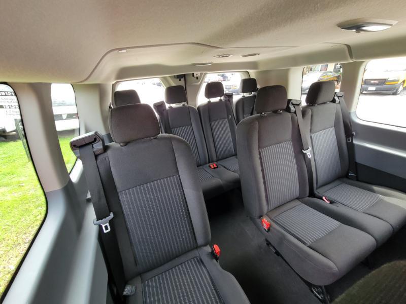 Ford Transit 350 Wagon Low Roof XLT 60/40 Pass. 148-in. WB 2016