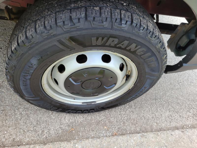 Ford Transit 350 Wagon Low Roof XLT 60/40 Pass. 148-in. WB 2016