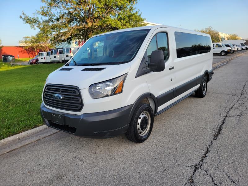 Ford Transit 350 Wagon Low Roof XLT 60/40 Pass. 148-in. WB 2018