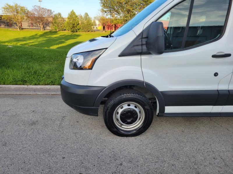 Ford Transit 350 Wagon Low Roof XLT 60/40 Pass. 148-in. WB 2018