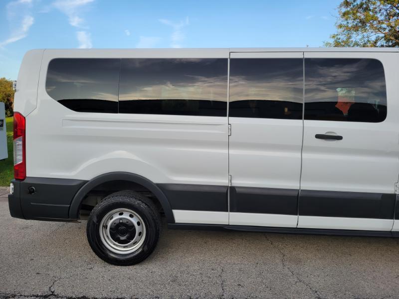 Ford Transit 350 Wagon Low Roof XLT 60/40 Pass. 148-in. WB 2018