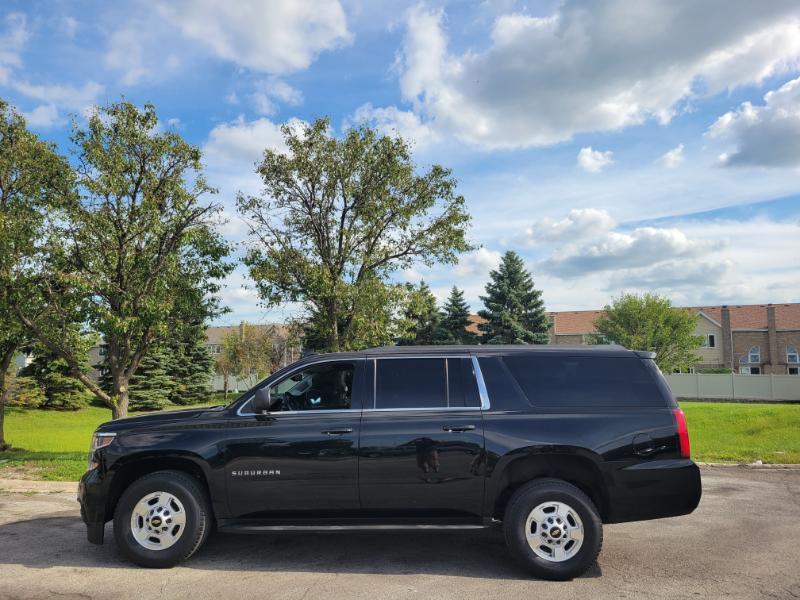Chevrolet Suburban  2017