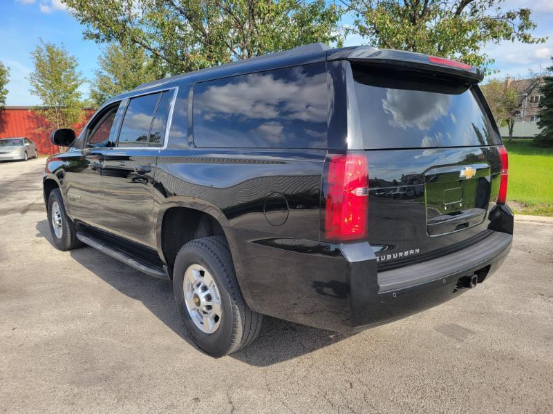Chevrolet Suburban  2017