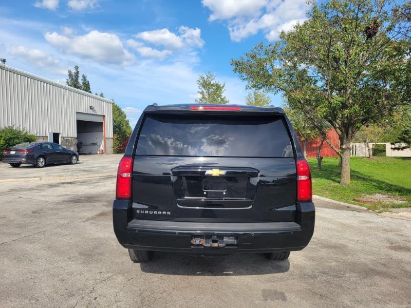 Chevrolet Suburban  2017