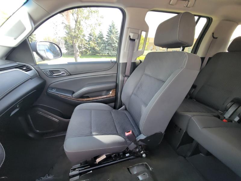 Chevrolet Suburban  2017