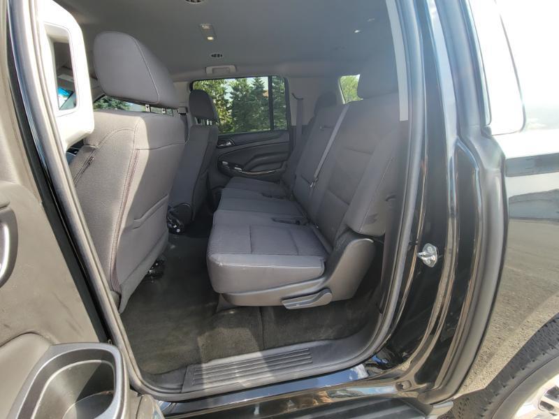 Chevrolet Suburban  2017