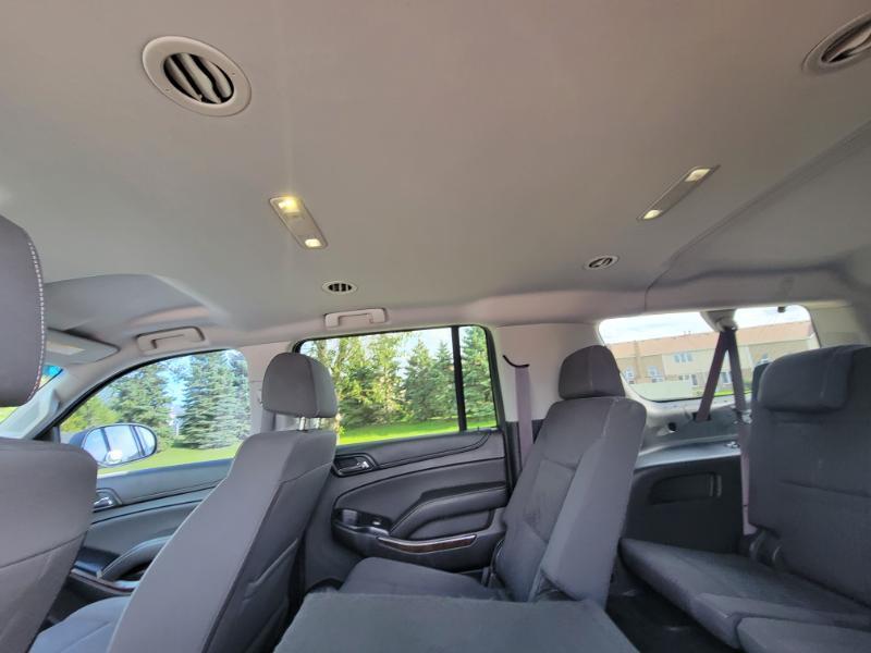 Chevrolet Suburban  2017