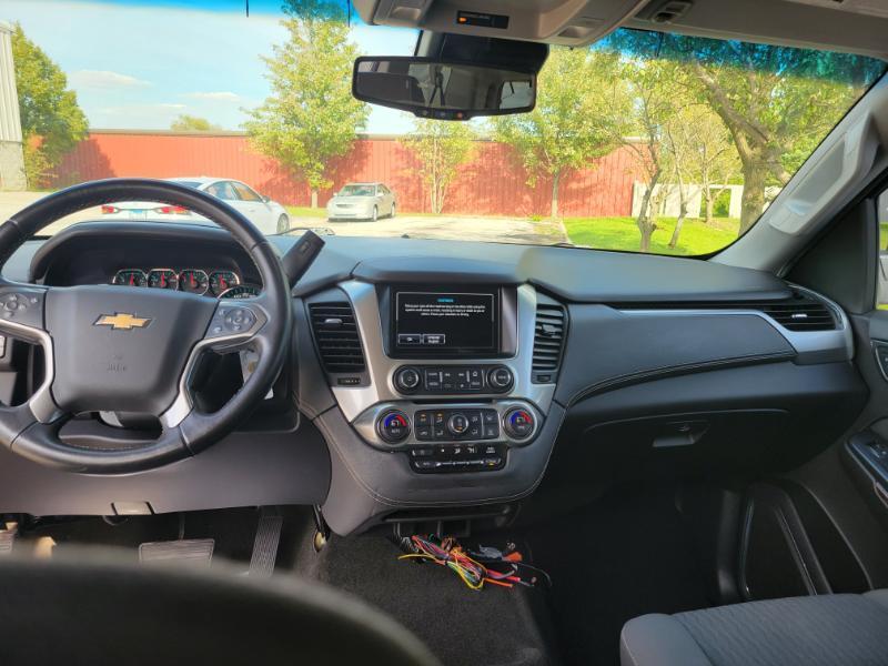 Chevrolet Suburban  2017