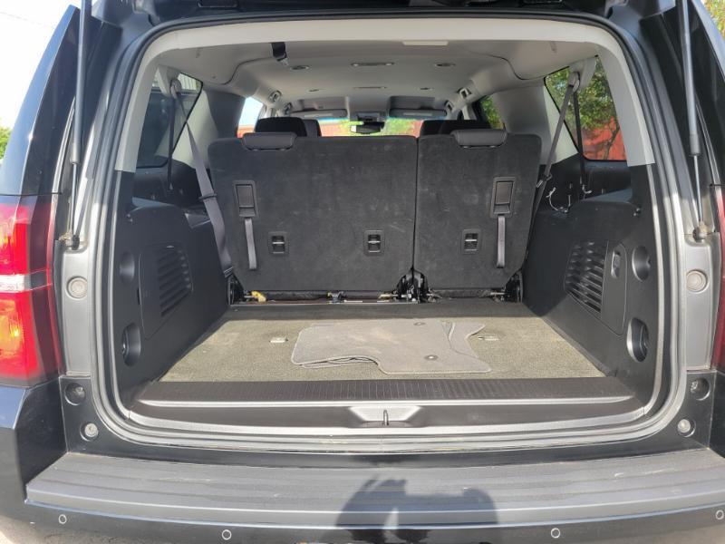 Chevrolet Suburban  2017