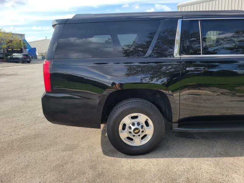 Chevrolet Suburban  2017