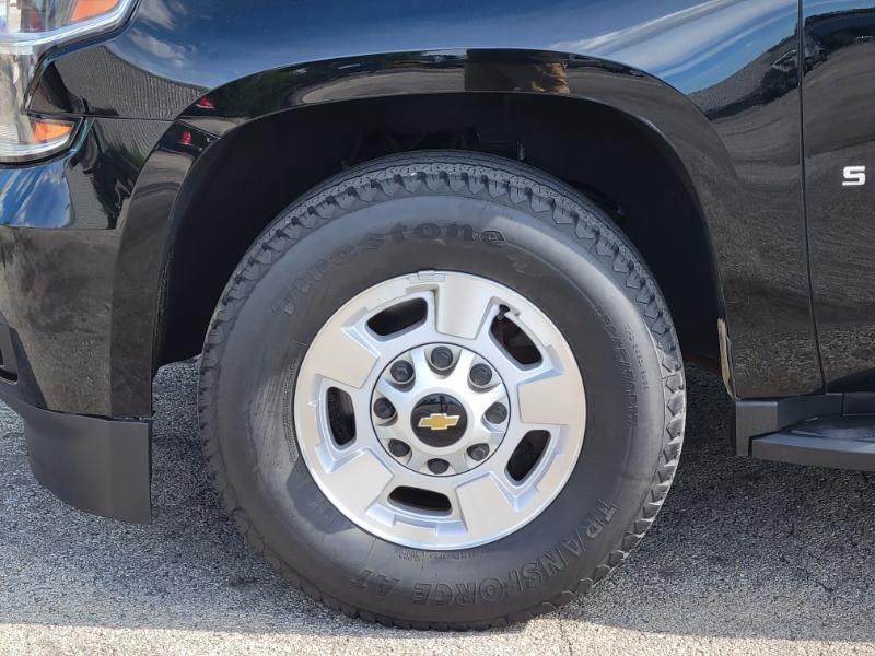 Chevrolet Suburban  2017