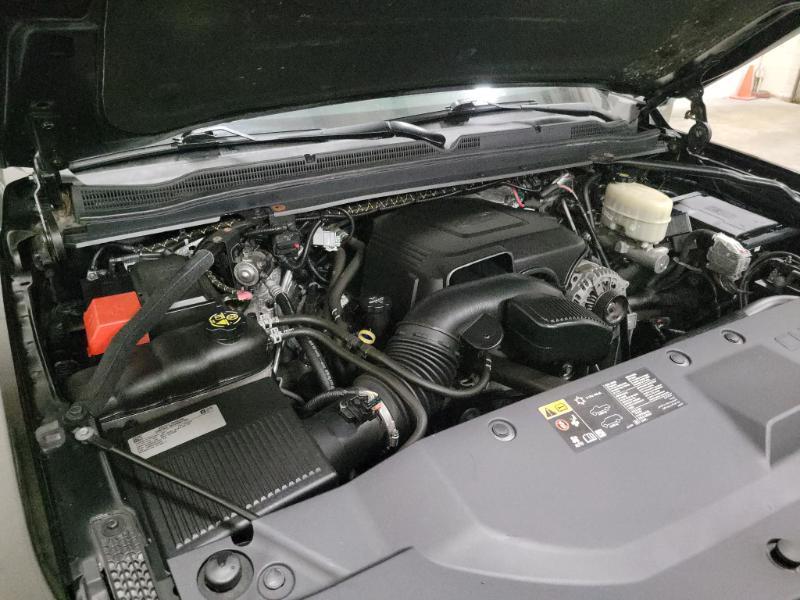 Chevrolet Suburban  2017