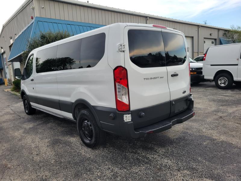 Ford Transit 350 Wagon Low Roof XLT 60/40 Pass. 148-in. WB 2018