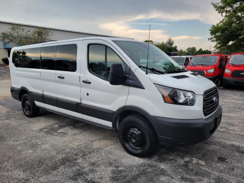 Ford Transit 350 Wagon Low Roof XLT 60/40 Pass. 148-in. WB 2018