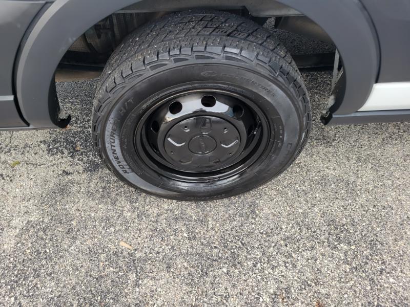 Ford Transit 350 Wagon Low Roof XLT 60/40 Pass. 148-in. WB 2018