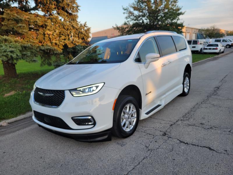 Chrysler Pacifica Touring-L 2021