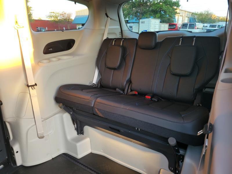 Chrysler Pacifica Touring-L 2021