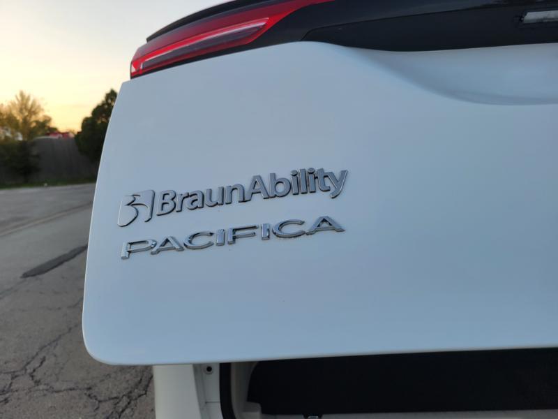 Chrysler Pacifica Touring-L 2021