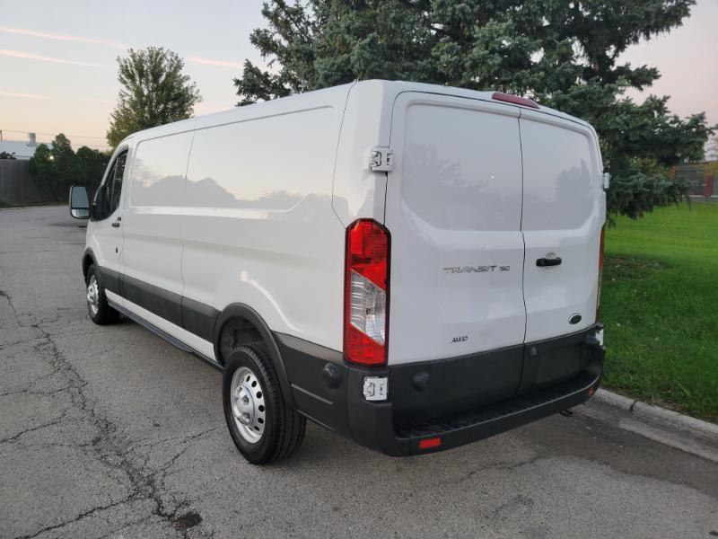 Ford Transit 150 Van Low Roof w/Sliding Pass. 148-in. WB 2023