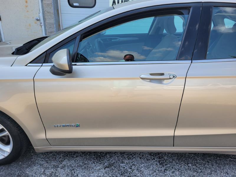 Ford Fusion Hybrid S 2018