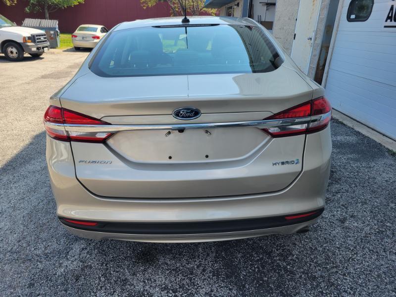 Ford Fusion Hybrid S 2018