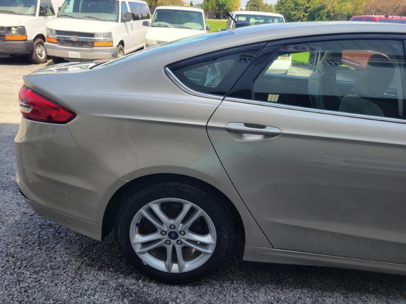 Ford Fusion Hybrid S 2018