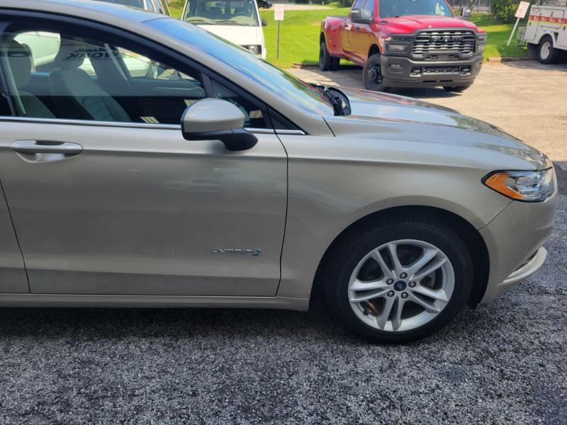 Ford Fusion Hybrid S 2018