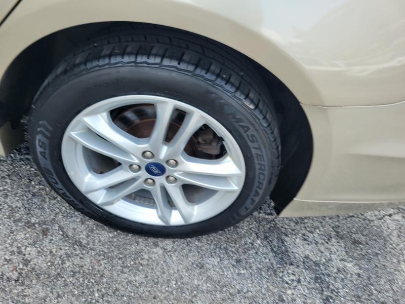 Ford Fusion Hybrid S 2018