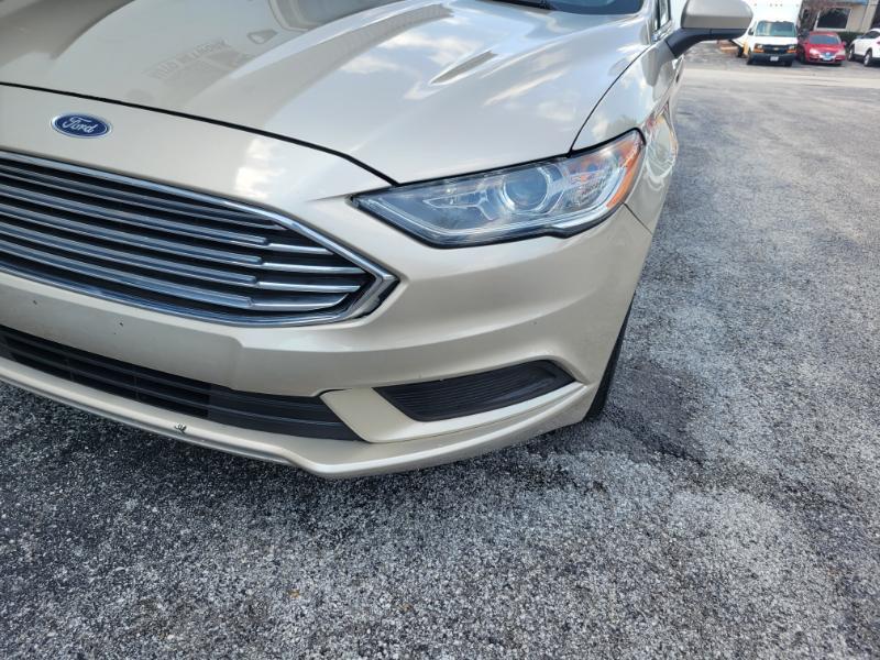 Ford Fusion Hybrid S 2018