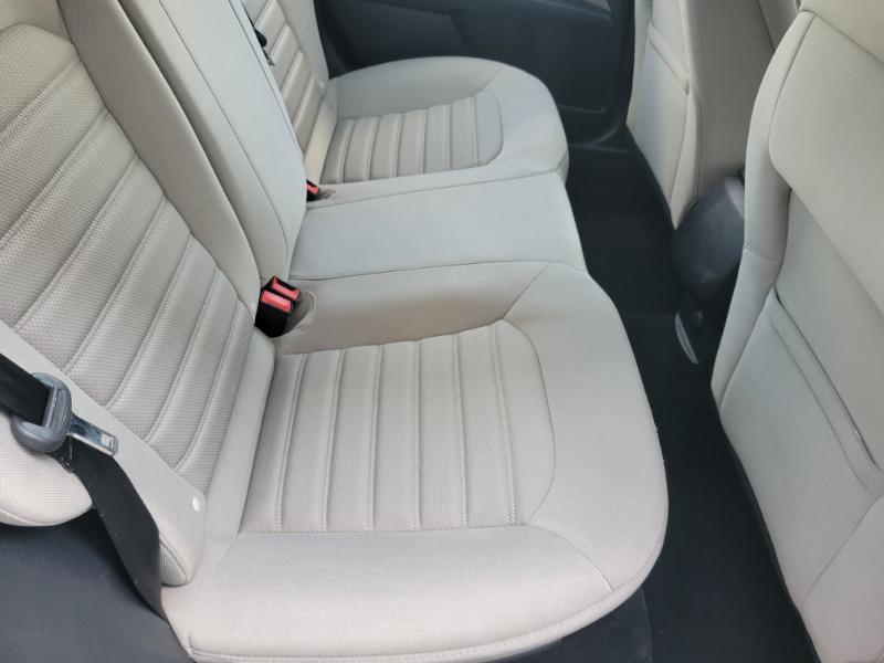Ford Fusion Hybrid S 2018