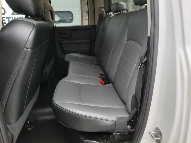 RAM 1500 Classic Tradesman Quad Cab 4WD 2022