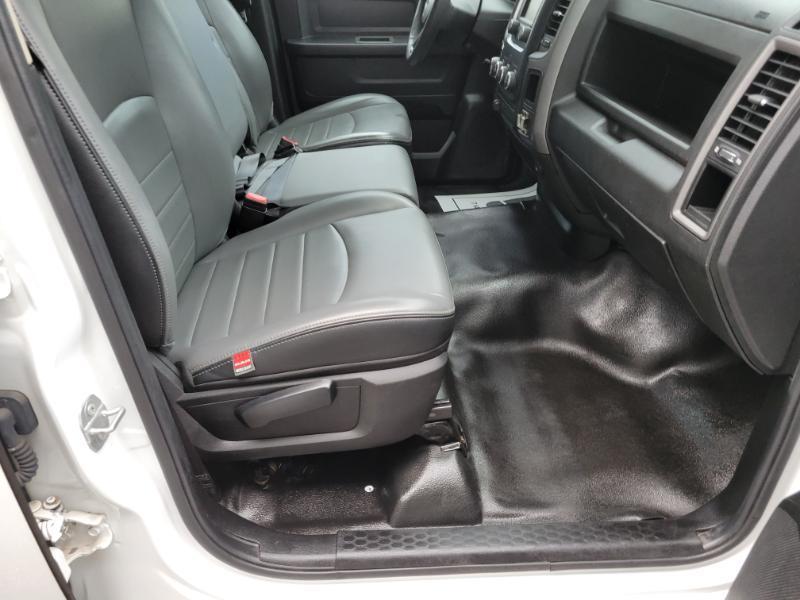 RAM 1500 Classic Tradesman Quad Cab 4WD 2022