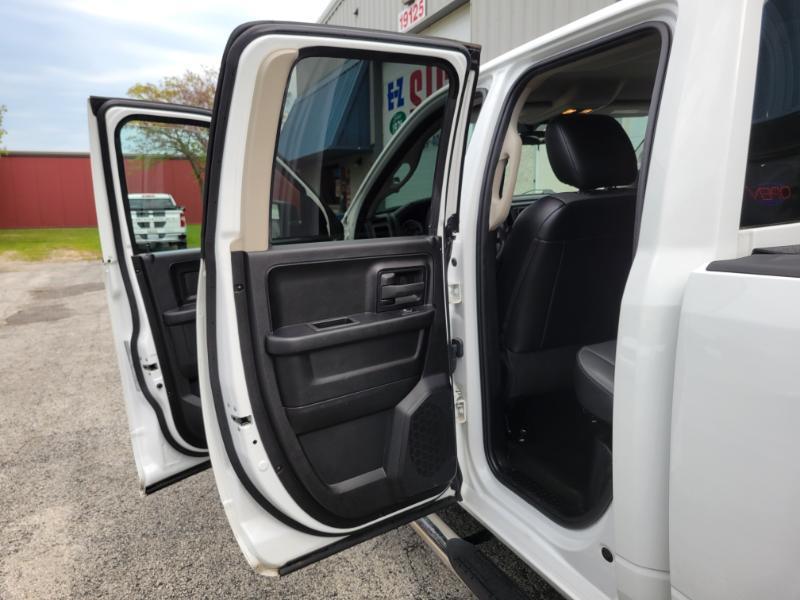 RAM 1500 Classic Tradesman Quad Cab 4WD 2022