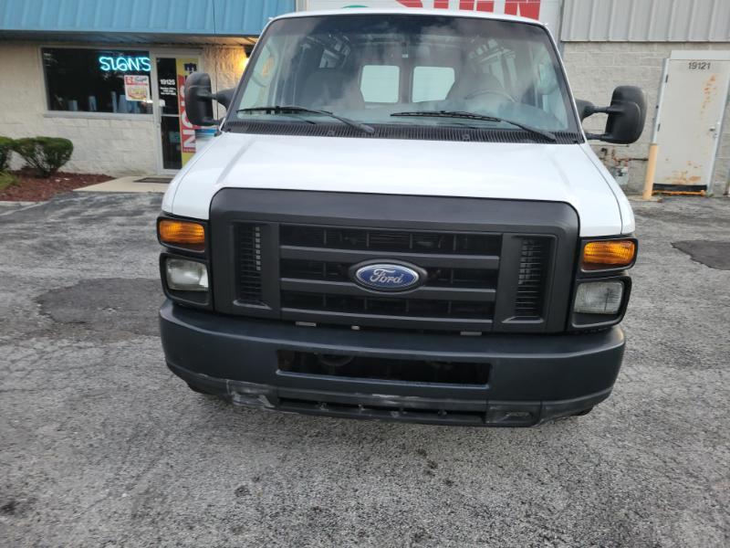 Ford Econoline E350 Super Duty Extended 2008