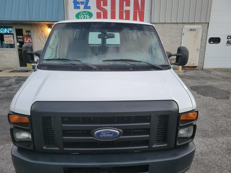 Ford Econoline E350 Super Duty Extended 2008