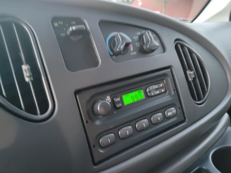 Ford Econoline E350 Super Duty Extended 2008