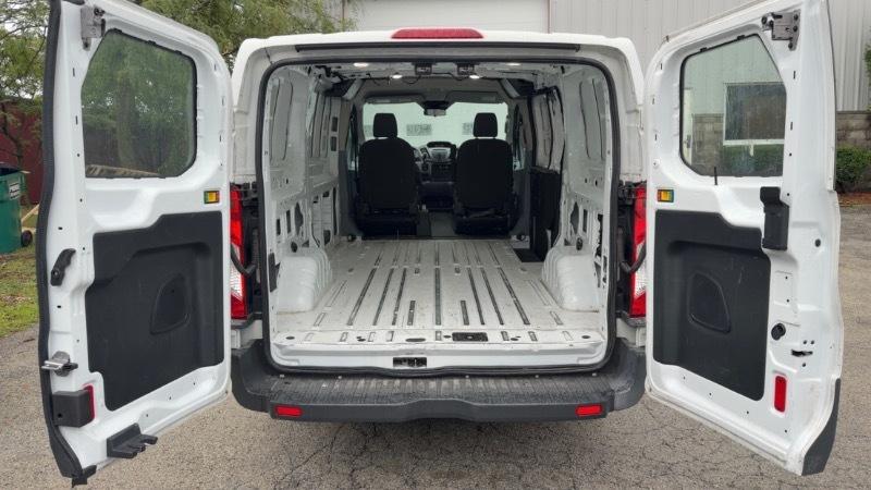 Ford Transit 150 Van Low Roof 60/40 Pass. 130-in. WB 2018