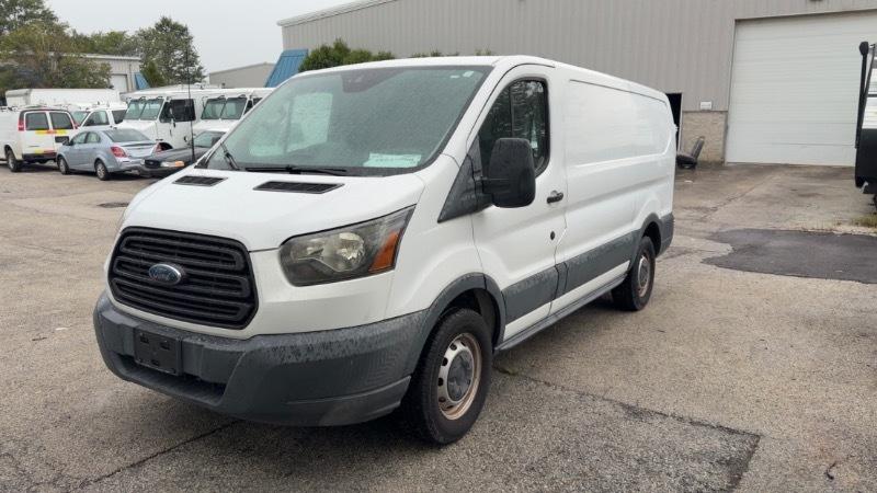 Ford Transit 150 Van Low Roof 60/40 Pass. 130-in. WB 2018