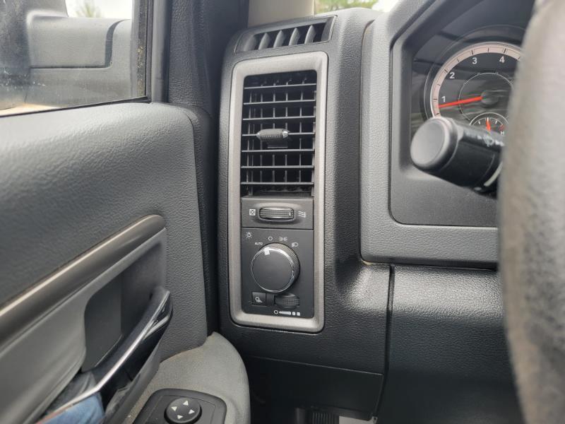 RAM 1500 Tradesman Regular Cab LWB 4WD 2016