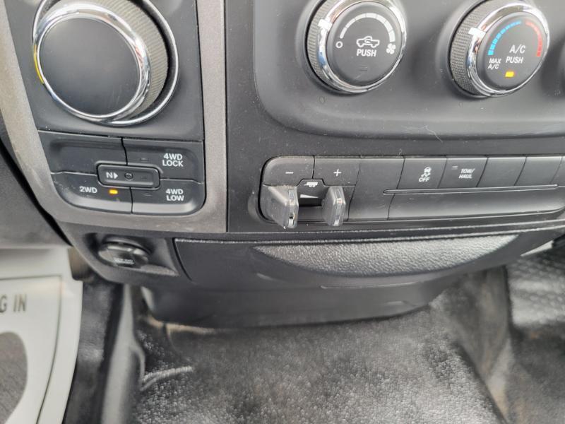 RAM 1500 Tradesman Regular Cab LWB 4WD 2016