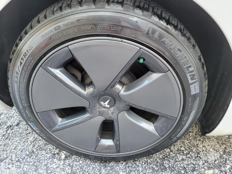 Tesla Model 3 Long Range 2021