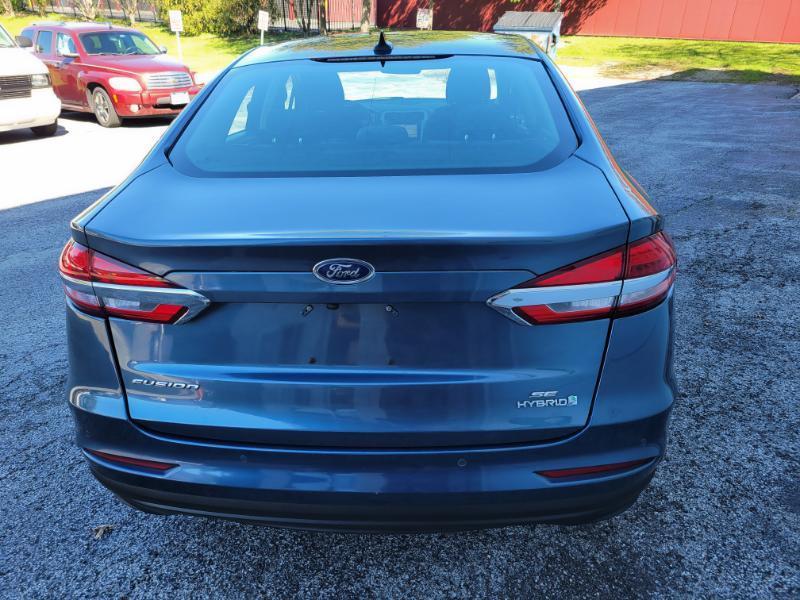 Ford Fusion Hybrid SE 2019