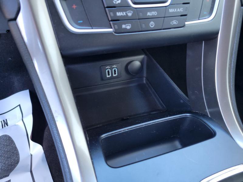 Ford Fusion Hybrid SE 2019