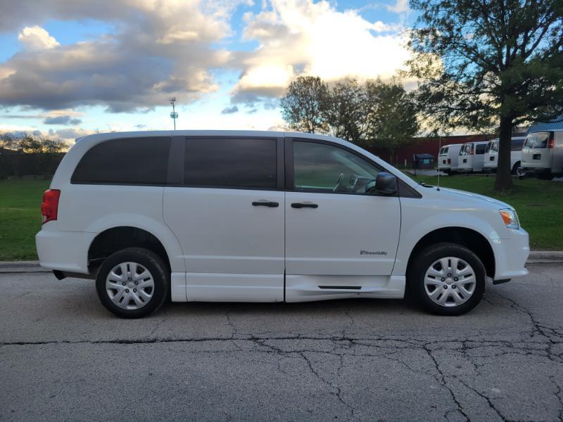 Dodge Grand Caravan SE 2019