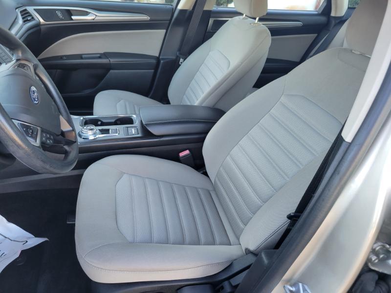 Ford Fusion Hybrid S 2018