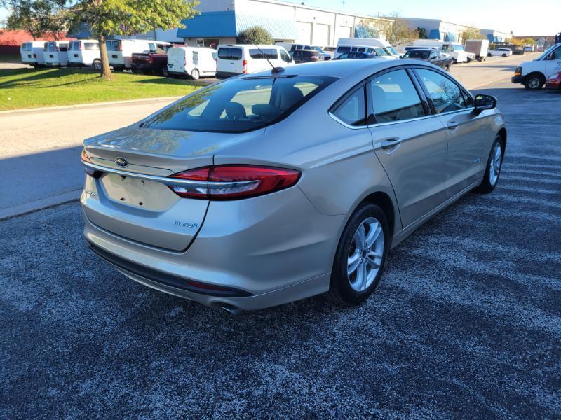 Ford Fusion Hybrid S 2018