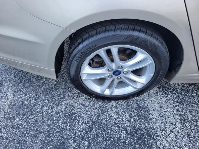 Ford Fusion Hybrid S 2018