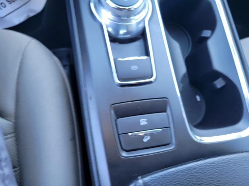 Ford Fusion Hybrid S 2018